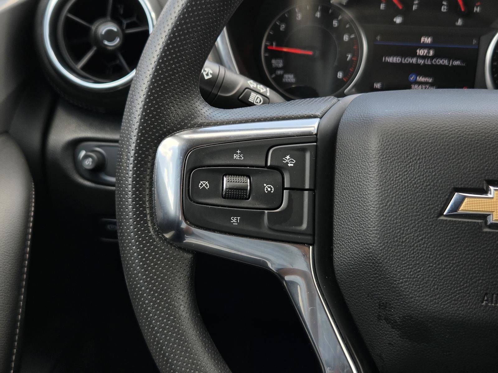 Used 2025 Chevrolet Blazer LT AWD/4WD image 14