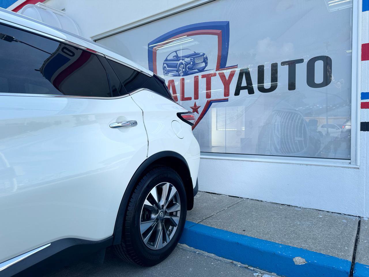 Used 2017 Nissan Murano SL FWD image 12