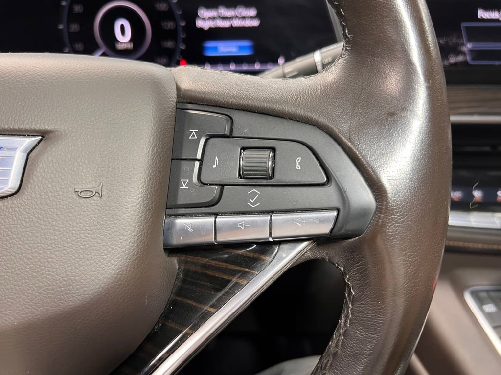 Used 2021 Cadillac Escalade ESV Premium Luxury w/ Driver Assist Tech Package AWD/4WD image 8
