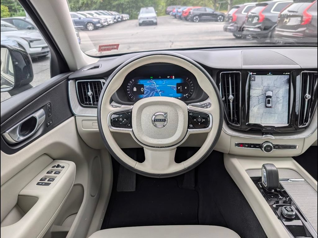 Certified 2024 Volvo XC60 B5 Plus w/ Protection Package Premier AWD/4WD image 10