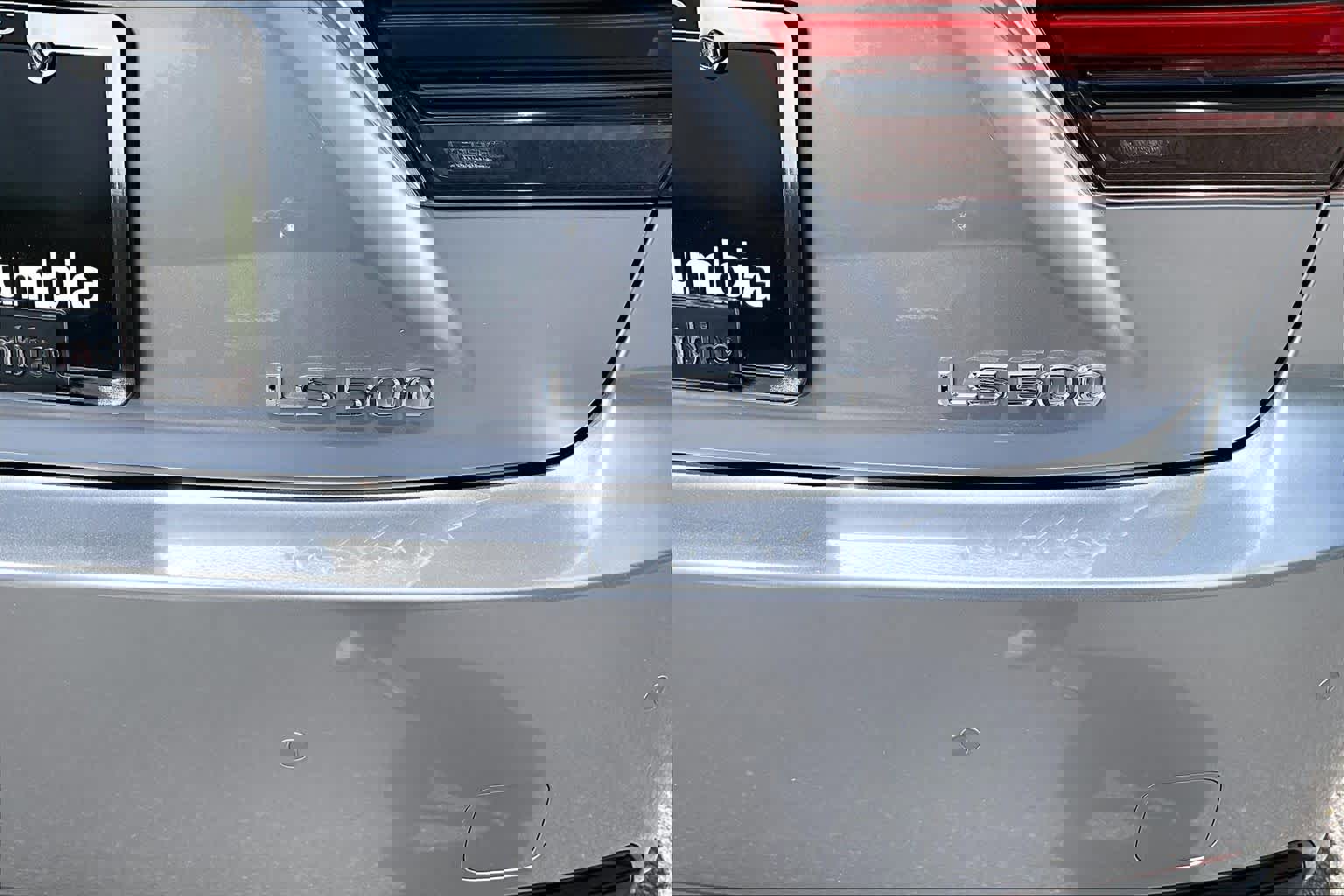 Used 2024 Lexus LS 500 RWD image 32