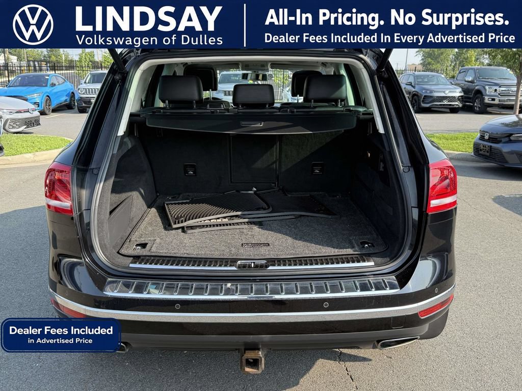 Used 2016 Volkswagen Touareg TDI AWD/4WD image 16