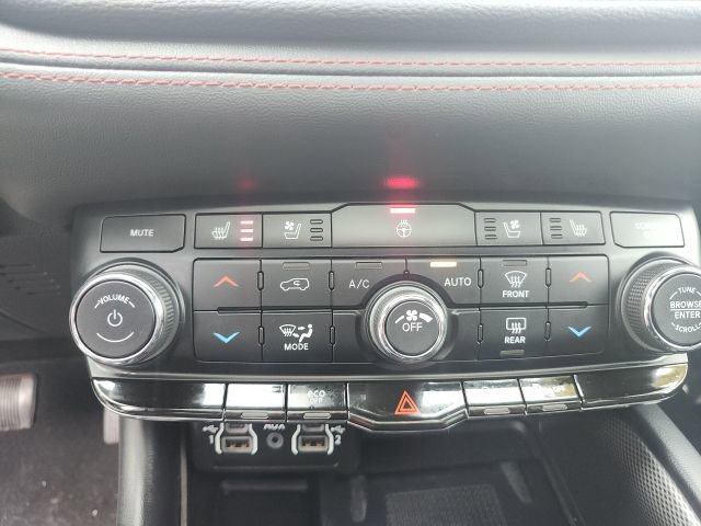 Used 2024 Dodge Durango R/T image 32