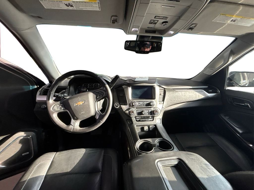 Used 2019 Chevrolet Tahoe LT w/ LT Signature Package image 27