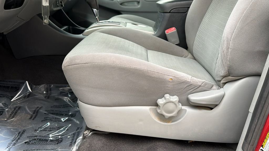 Used 2013 Toyota Tacoma PreRunner w/ SR5 Pkg image 18