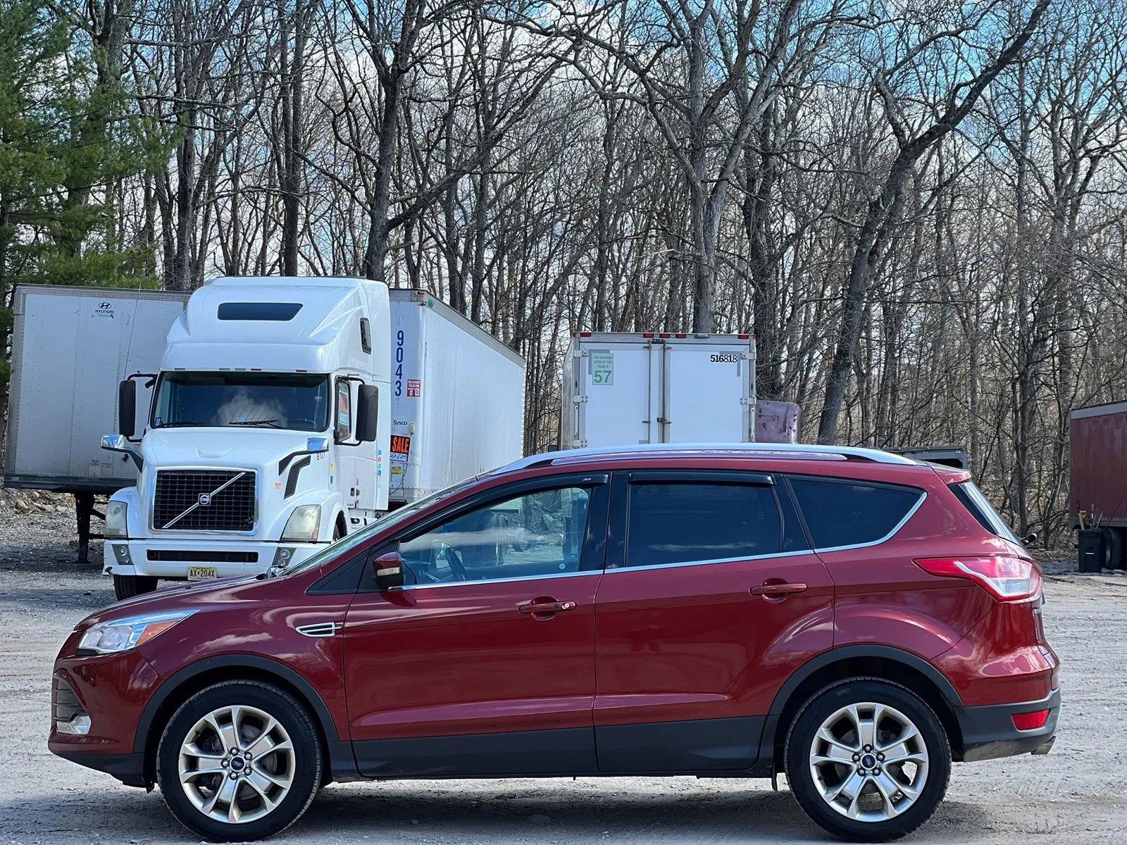 Used 2016 Ford Escape Titanium image 3