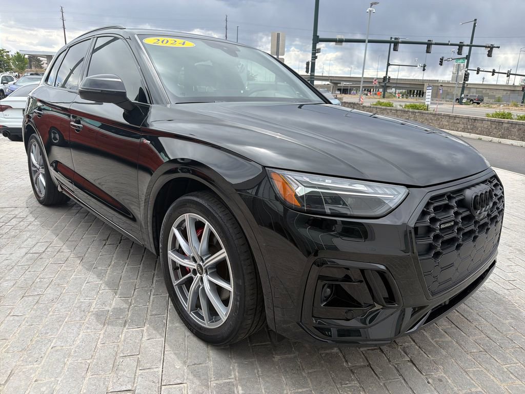 Used 2024 Audi Q5 e Prestige w/ Prestige Package AWD/4WD image 7