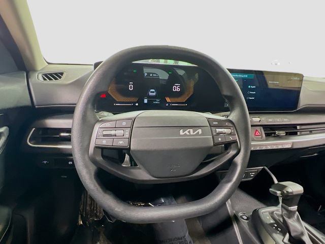 Certified 2025 Kia K4 LX image 11