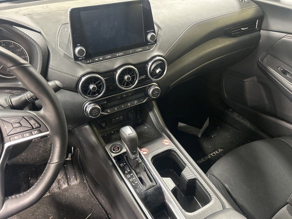 Used 2025 Nissan Sentra SV w/ All-Weather Package image 7