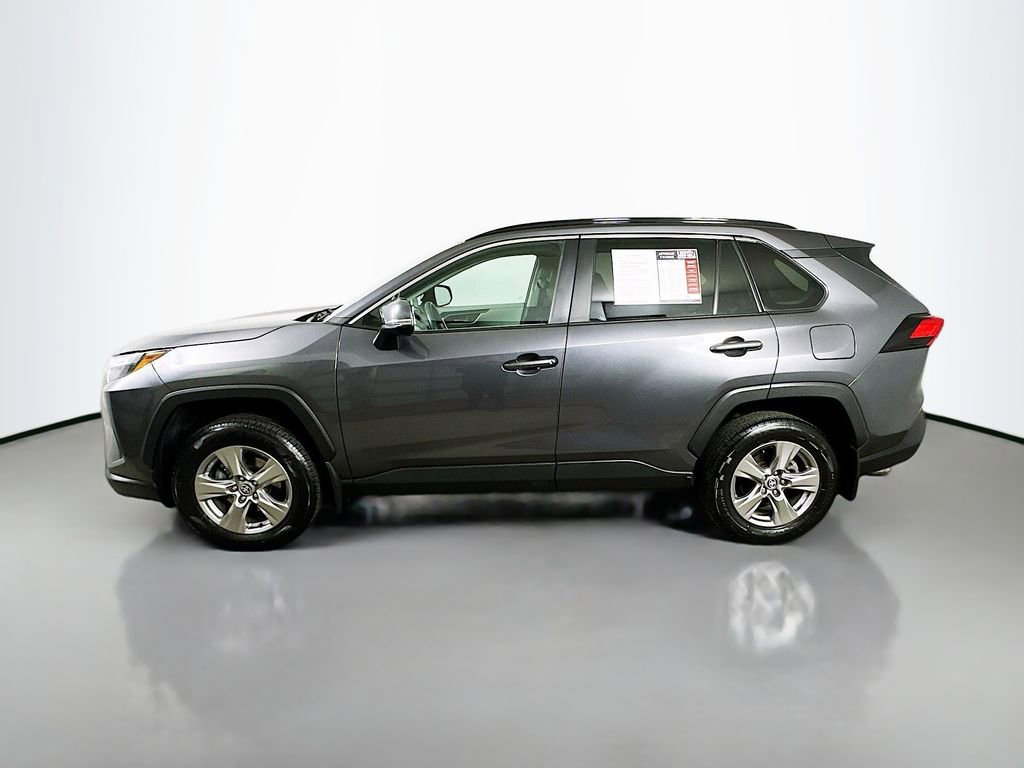 Used 2023 Toyota RAV4 XLE w/ Convenience Package image 5