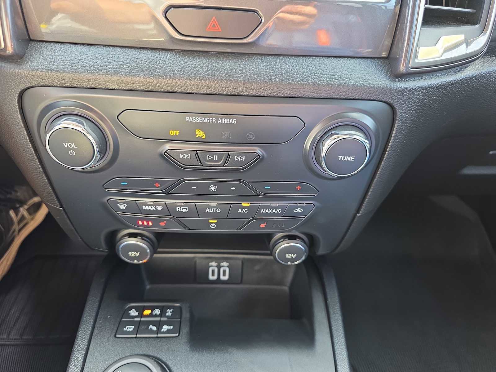 Used 2020 Ford Ranger Lariat w/ Equipment Group 501A Mid image 18