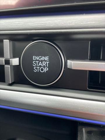 Used 2025 Hyundai Santa Fe Limited image 37