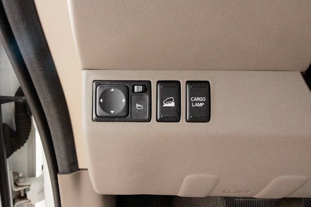 Used 2018 Nissan Frontier SV AWD/4WD image 12