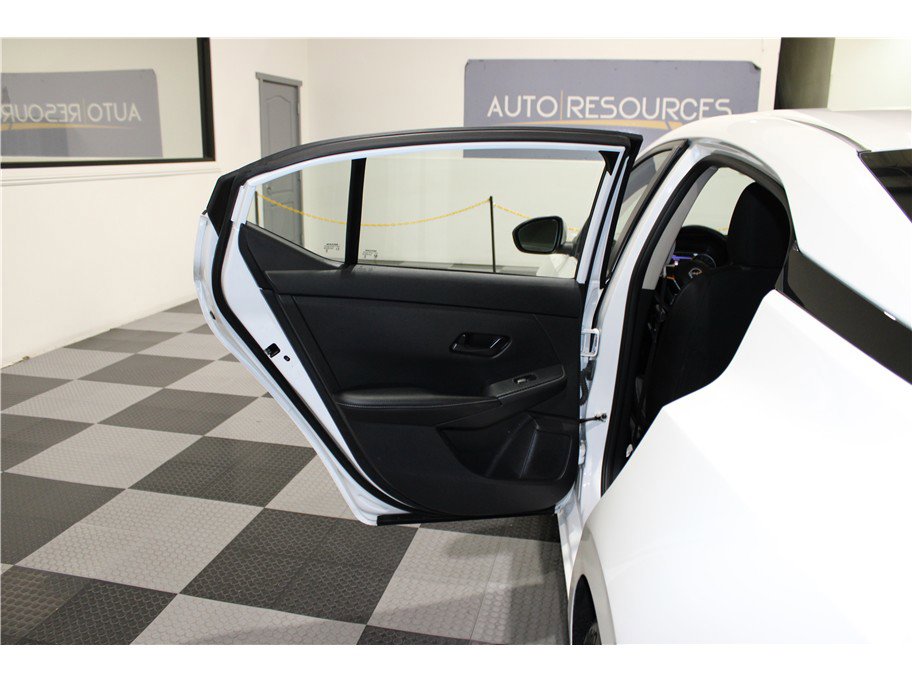 Used 2024 Nissan Sentra SV image 13