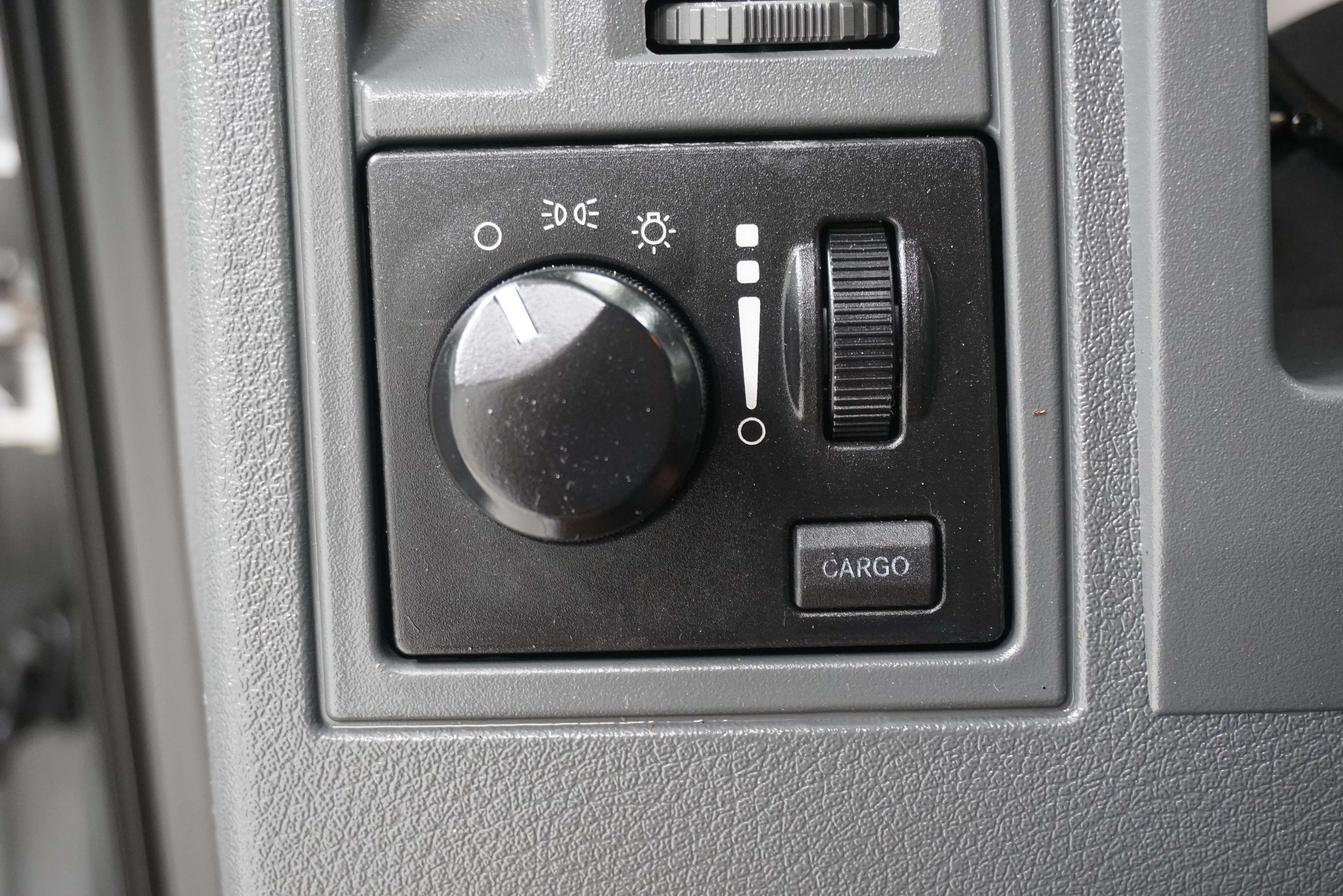 Used 2006 Dodge Dakota ST image 18