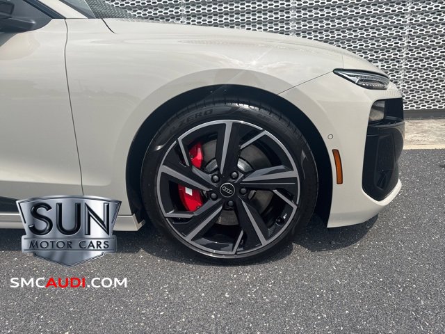 New 2025 Audi S6 e-tron Prestige image 3