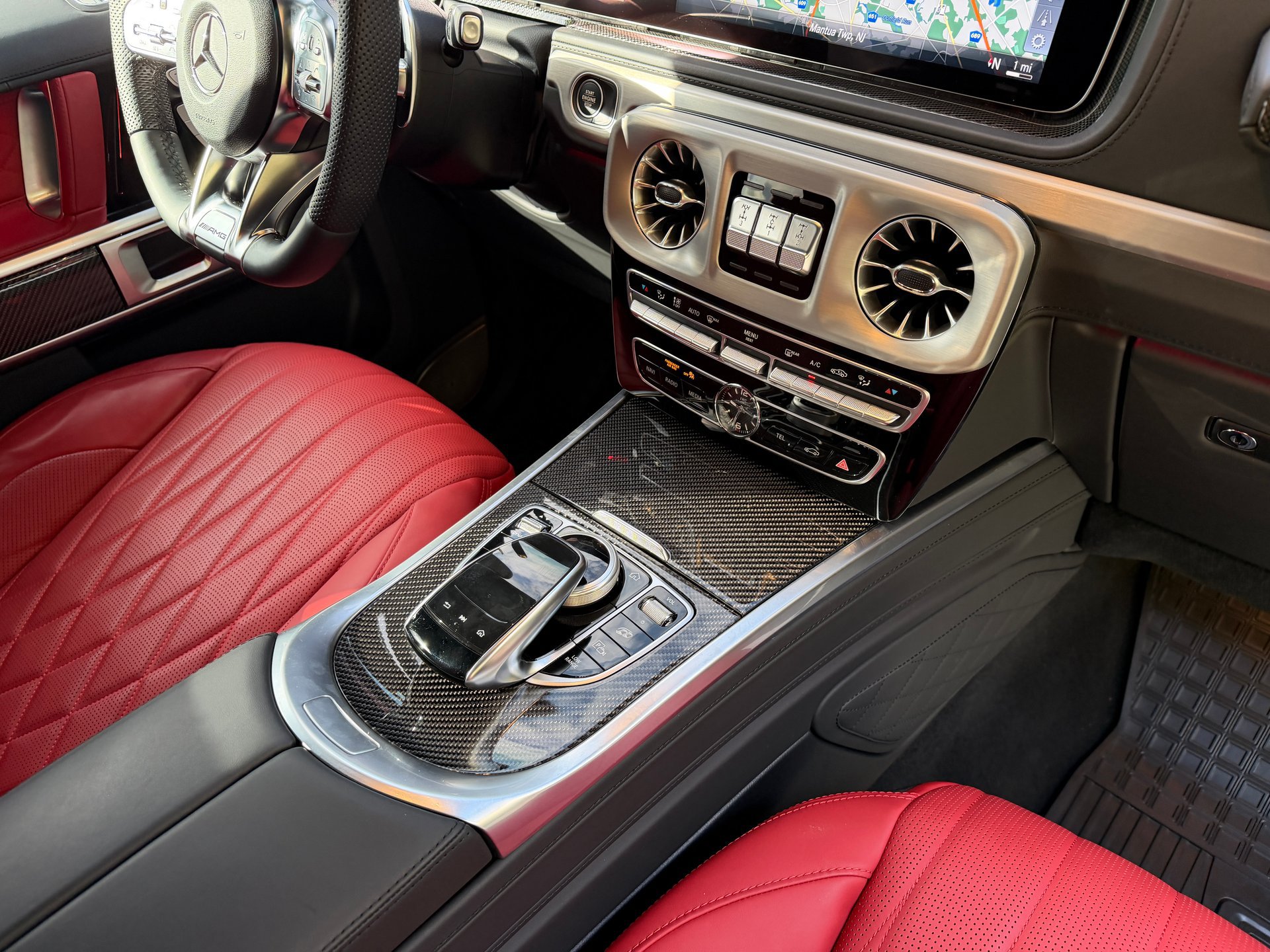 Used 2024 Mercedes-Benz G 63 AMG 4MATIC image 13