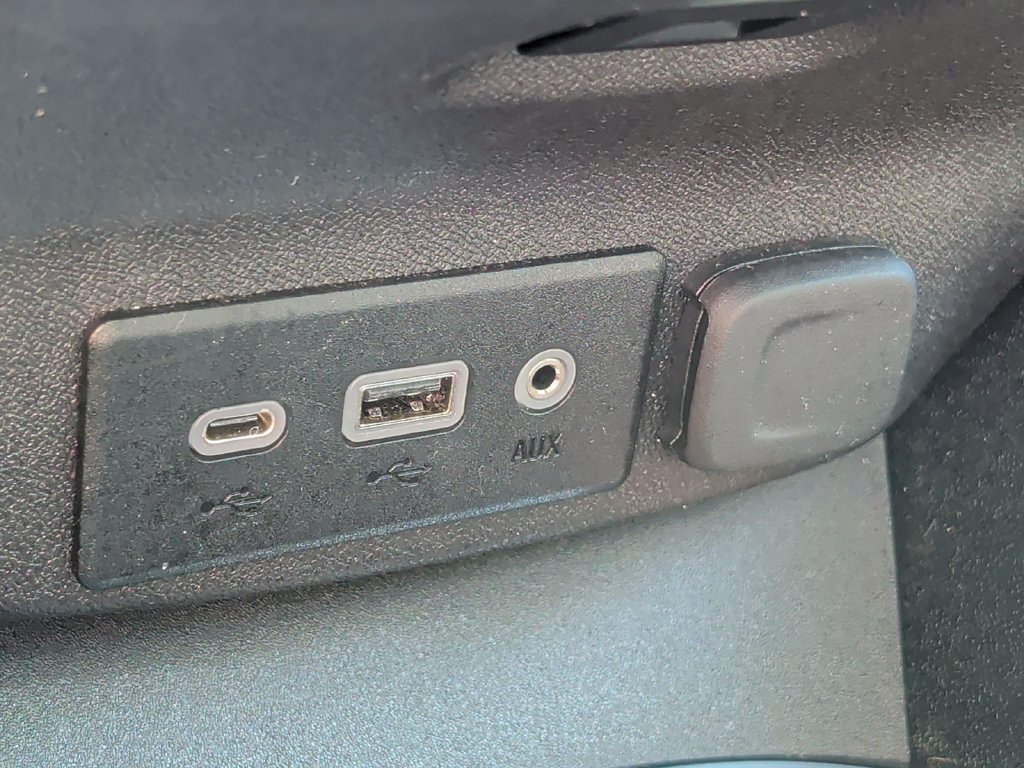 Used 2024 Chevrolet Malibu LT FWD image 28