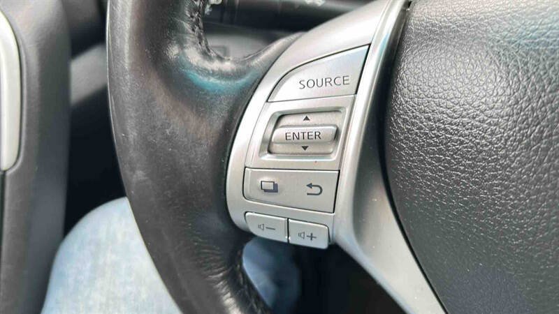 Used 2018 Nissan Altima 2.5 SV FWD image 22