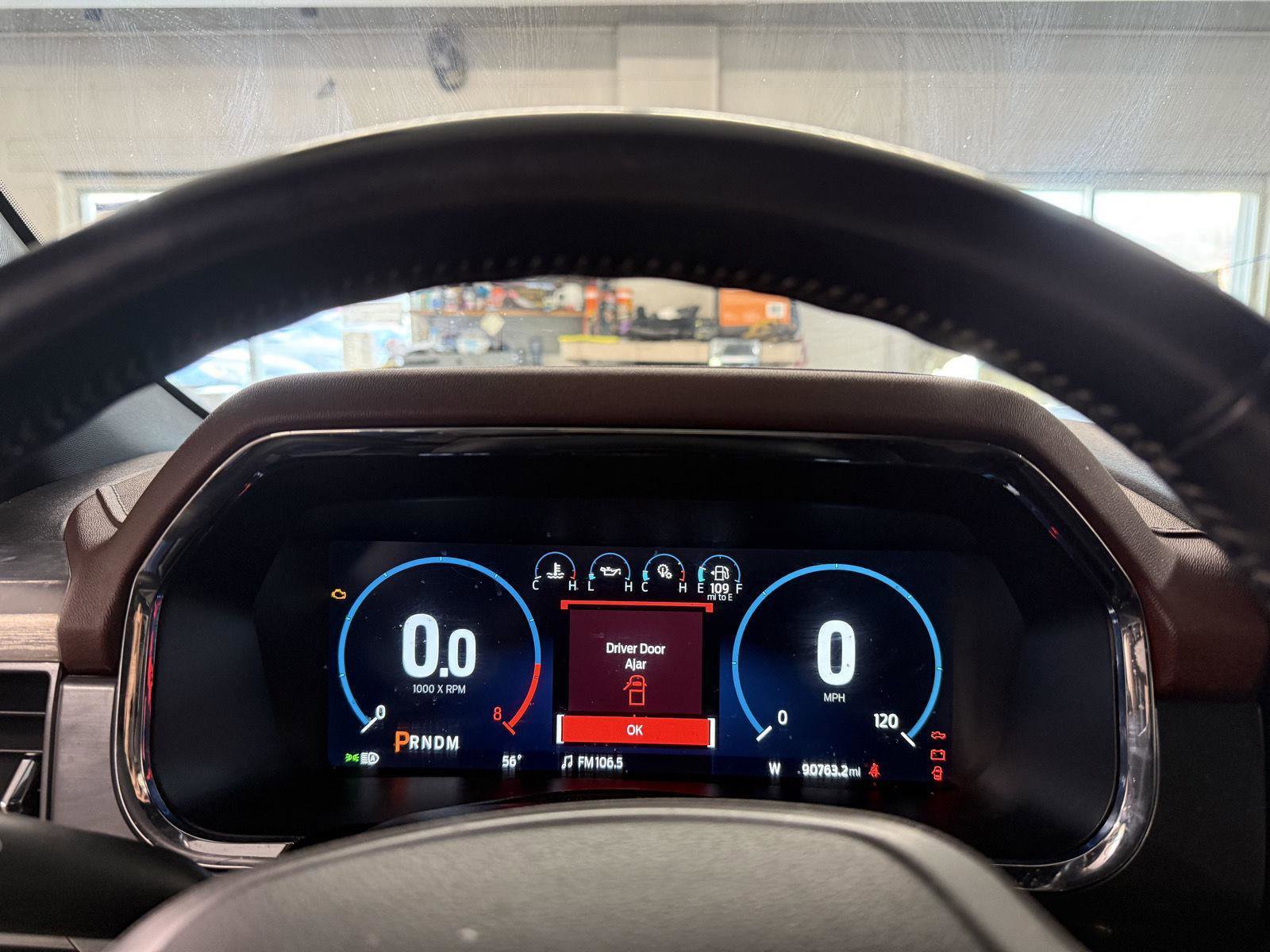 Used 2022 Ford F150 Lariat w/ Max Trailer Tow Package image 15