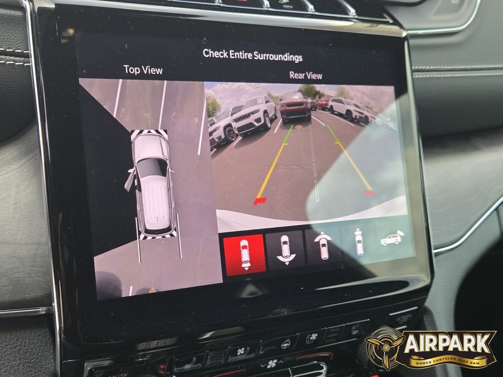 New 2025 Jeep Grand Cherokee Overland w/ Adv Protech Group III AWD/4WD image 18