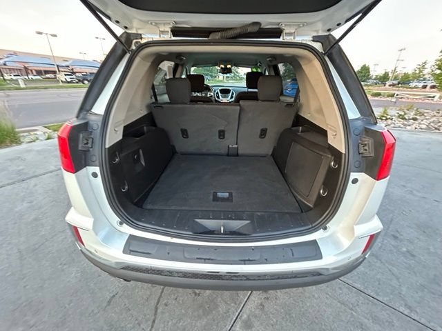 Used 2017 GMC Terrain SLE w/ Driver Alert Package I FWD image 29
