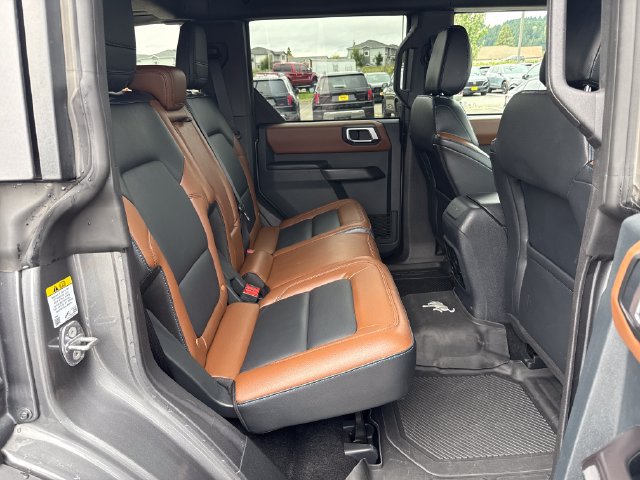 Used 2024 Ford Bronco Outer Banks w/ Sasquatch Package AWD/4WD image 12