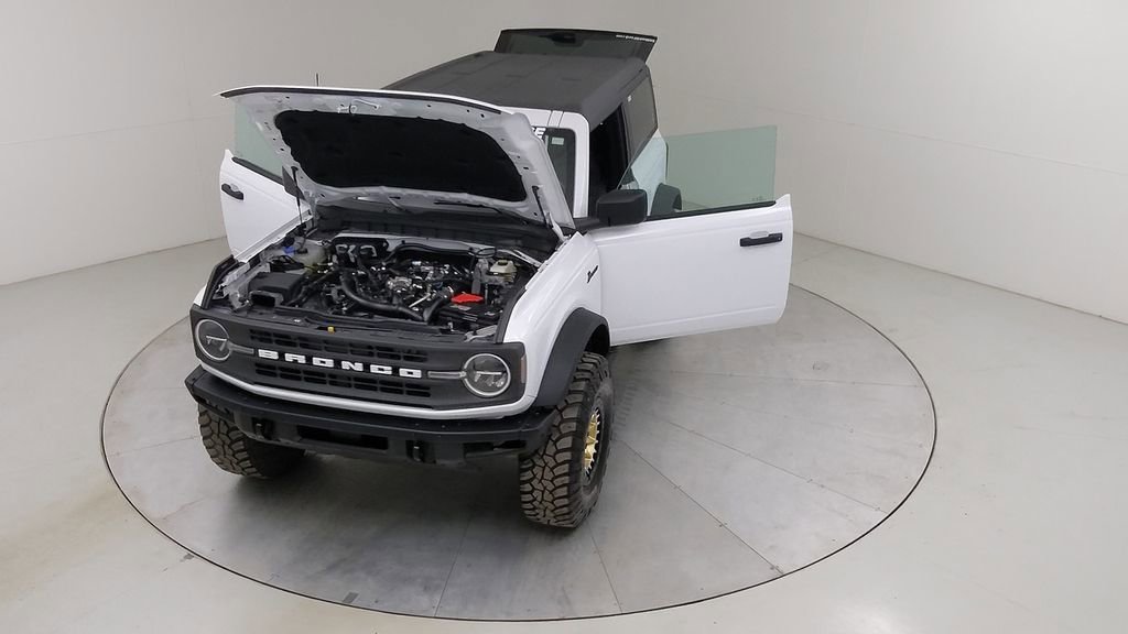 Certified 2024 Ford Bronco Black Diamond image 44
