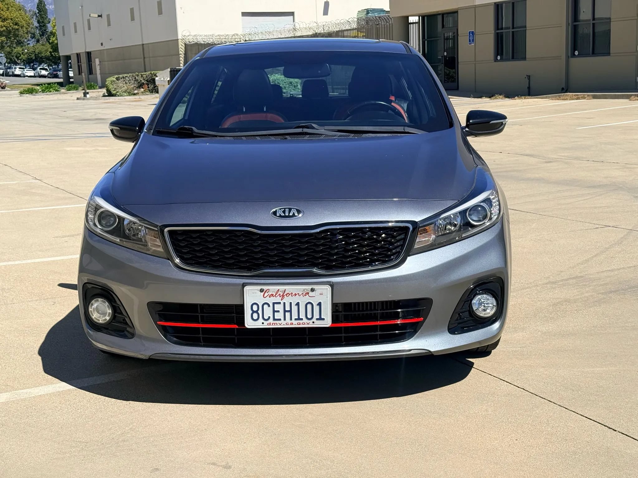 Used 2017 Kia Forte SX FWD image 2
