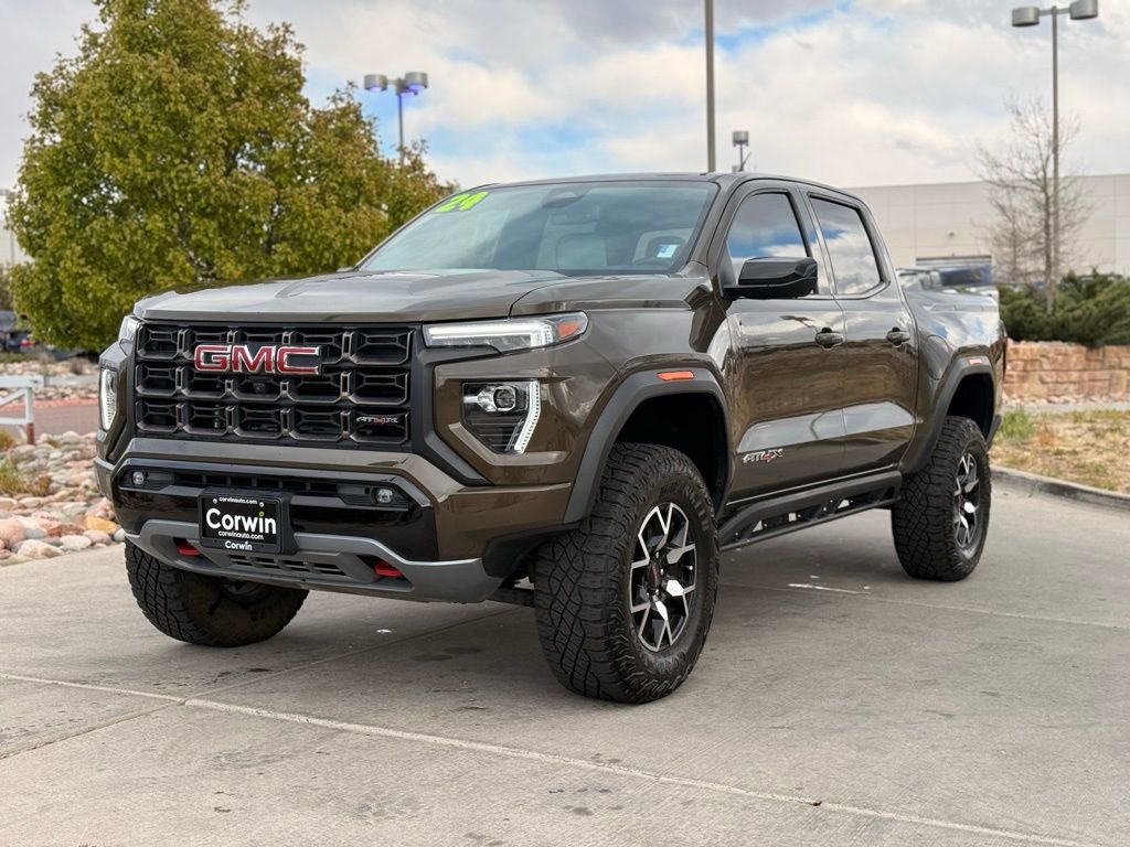 Used 2024 GMC Canyon AT4X AWD/4WD image 3