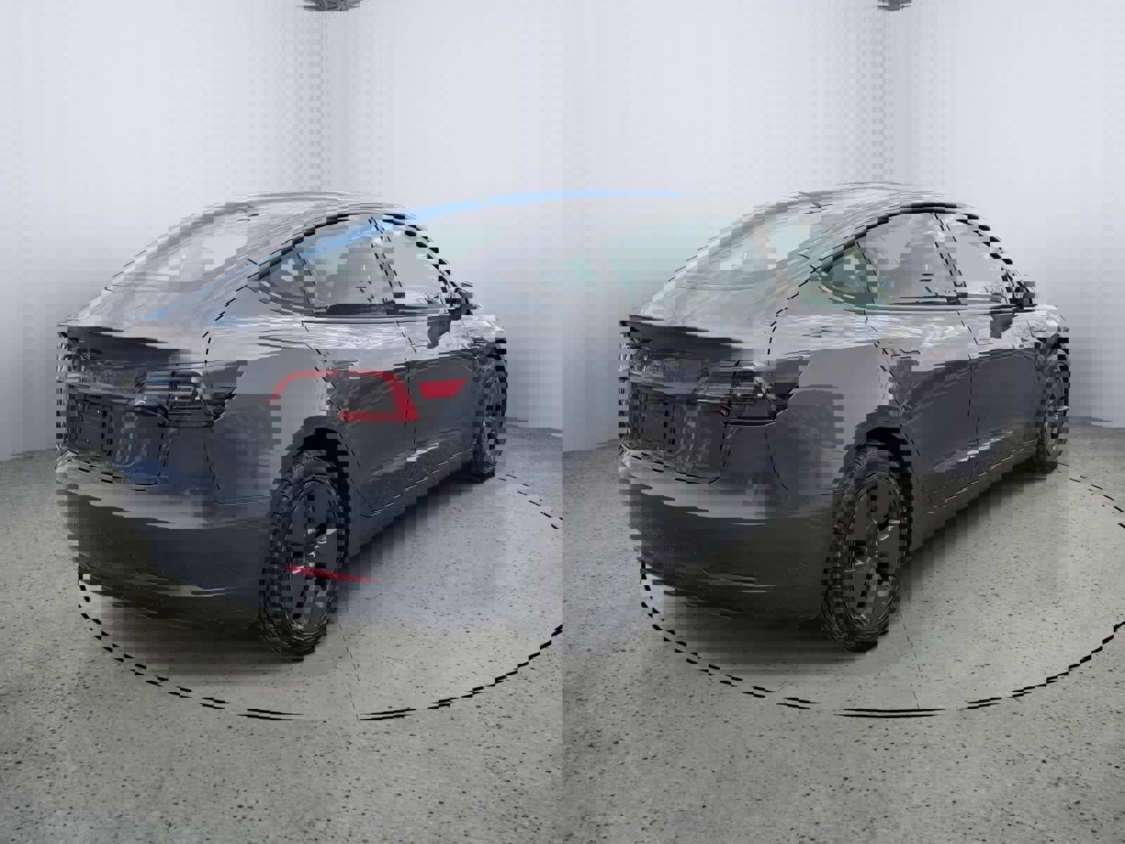 Used 2023 Tesla Model 3 Standard Range image 3