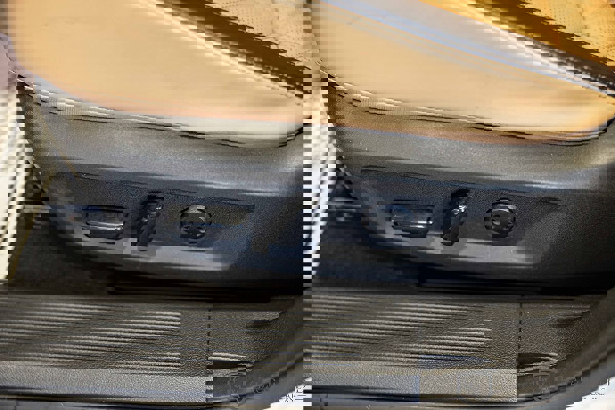 Used 2022 Nissan Rogue Platinum w/ Head-Up Display Package image 22