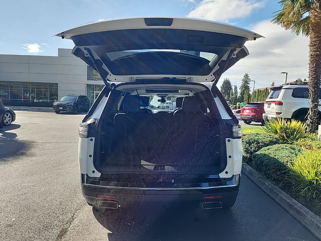 Used 2019 Chevrolet Traverse Premier w/ Redline Edition AWD/4WD image 16