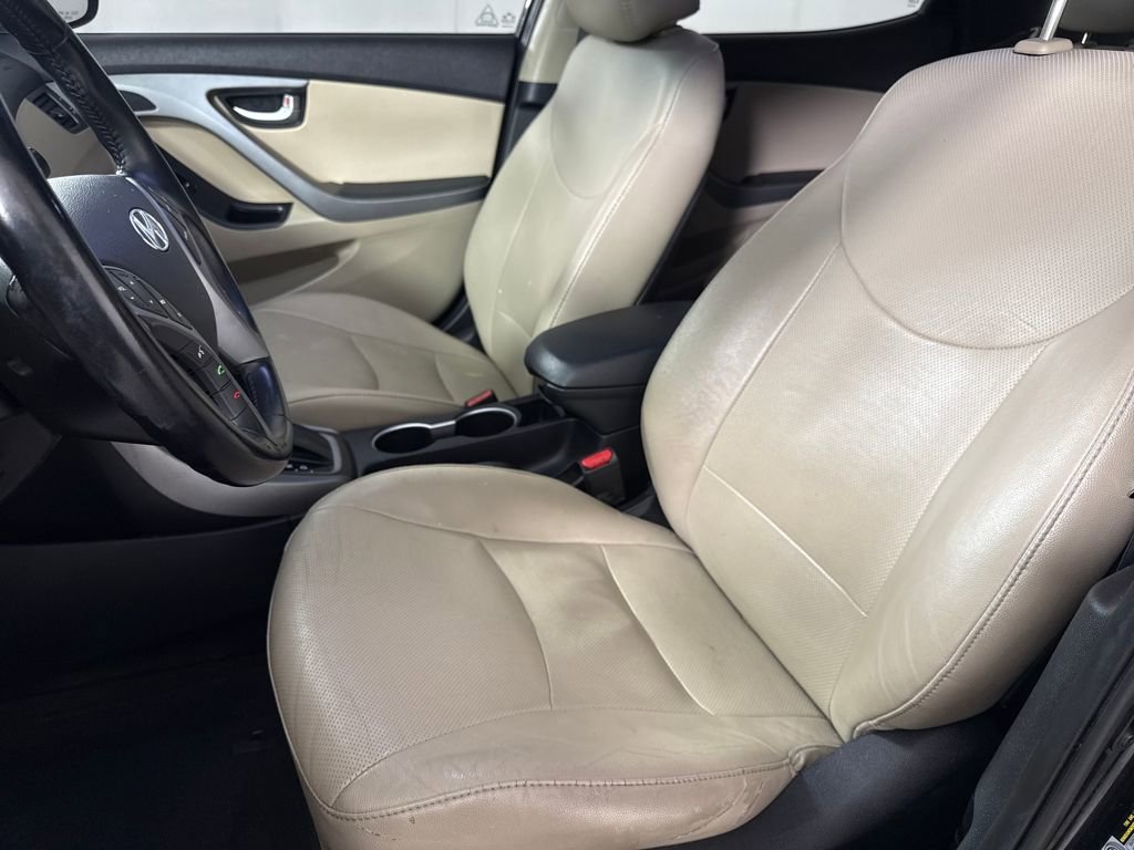 Used 2016 Hyundai Elantra Limited image 11