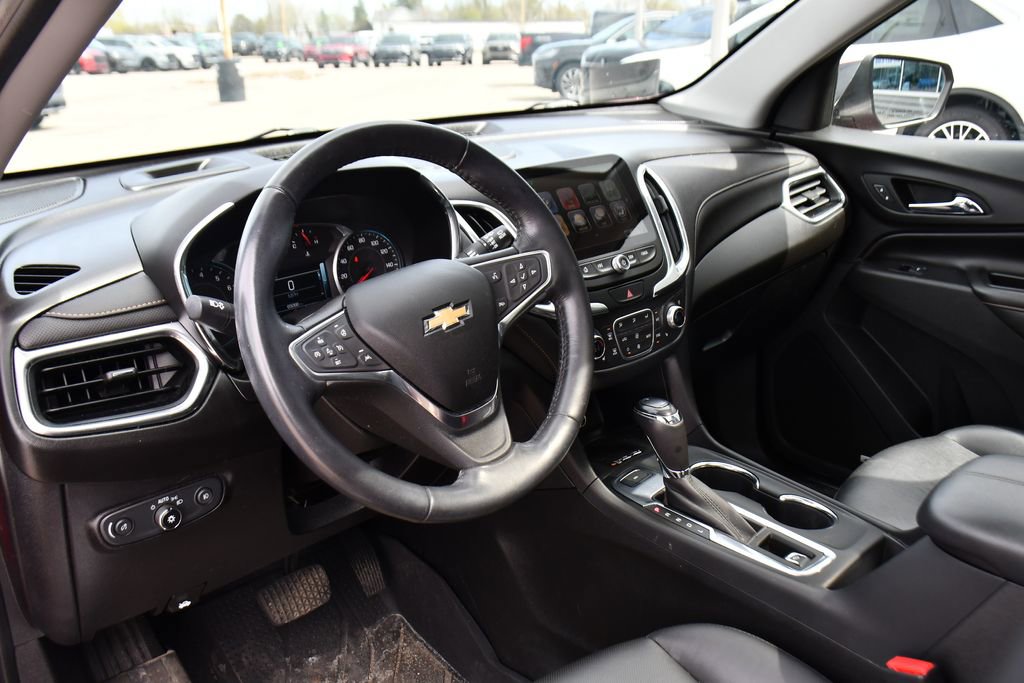 Used 2018 Chevrolet Equinox Premier AWD/4WD image 11