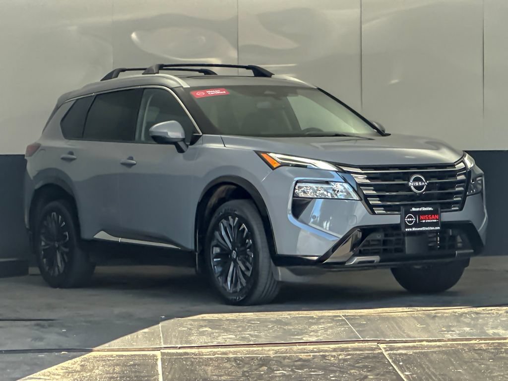 Used 2025 Nissan Rogue Platinum w/ Platinum Premium Package