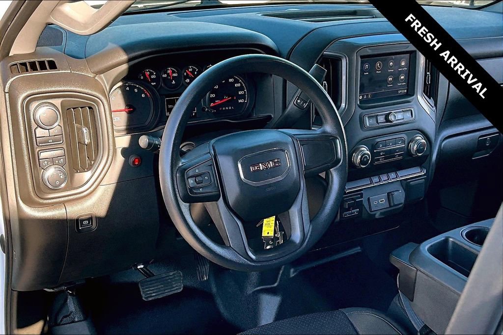 Used 2022 GMC Sierra 2500 Pro w/ Convenience Package image 16