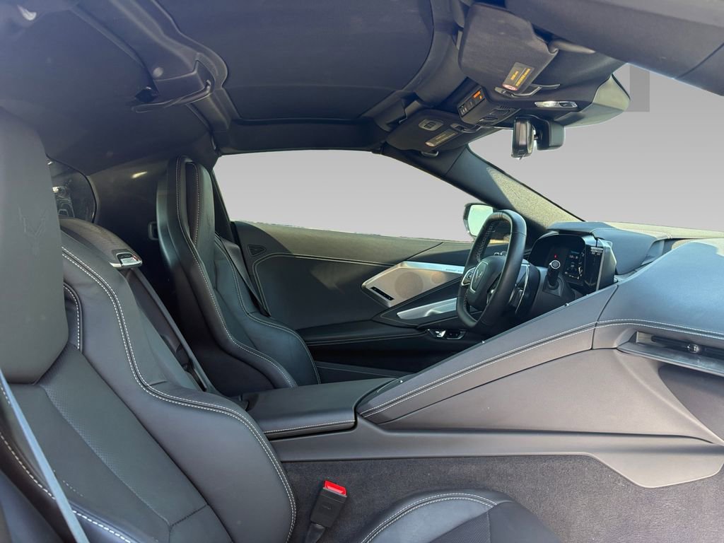 Used 2023 Chevrolet Corvette 2LT w/ Chrome Exterior Badge Package image 8