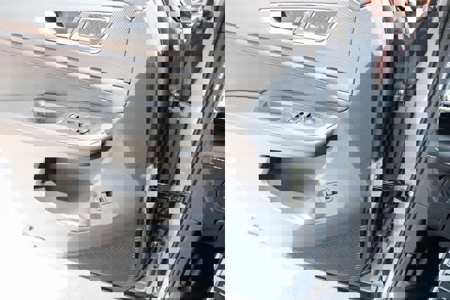 New 2026 Volkswagen Atlas Cross Sport SEL Premium R-Line image 26