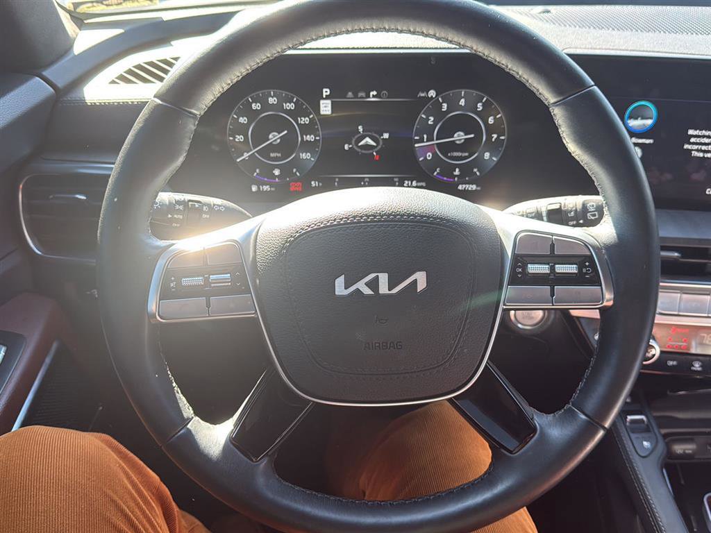 Used 2024 Kia Telluride SX Prestige AWD/4WD image 4