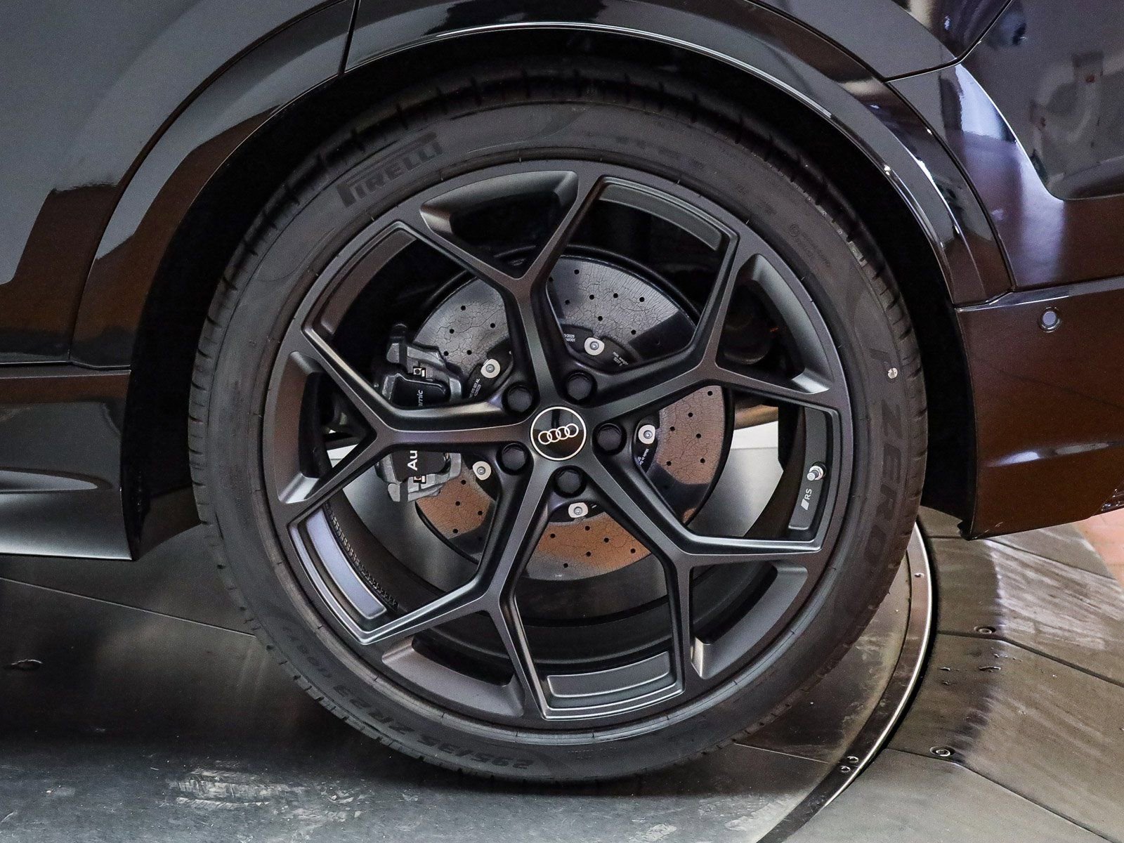 New 2025 Audi RS Q8 performance AWD/4WD image 22