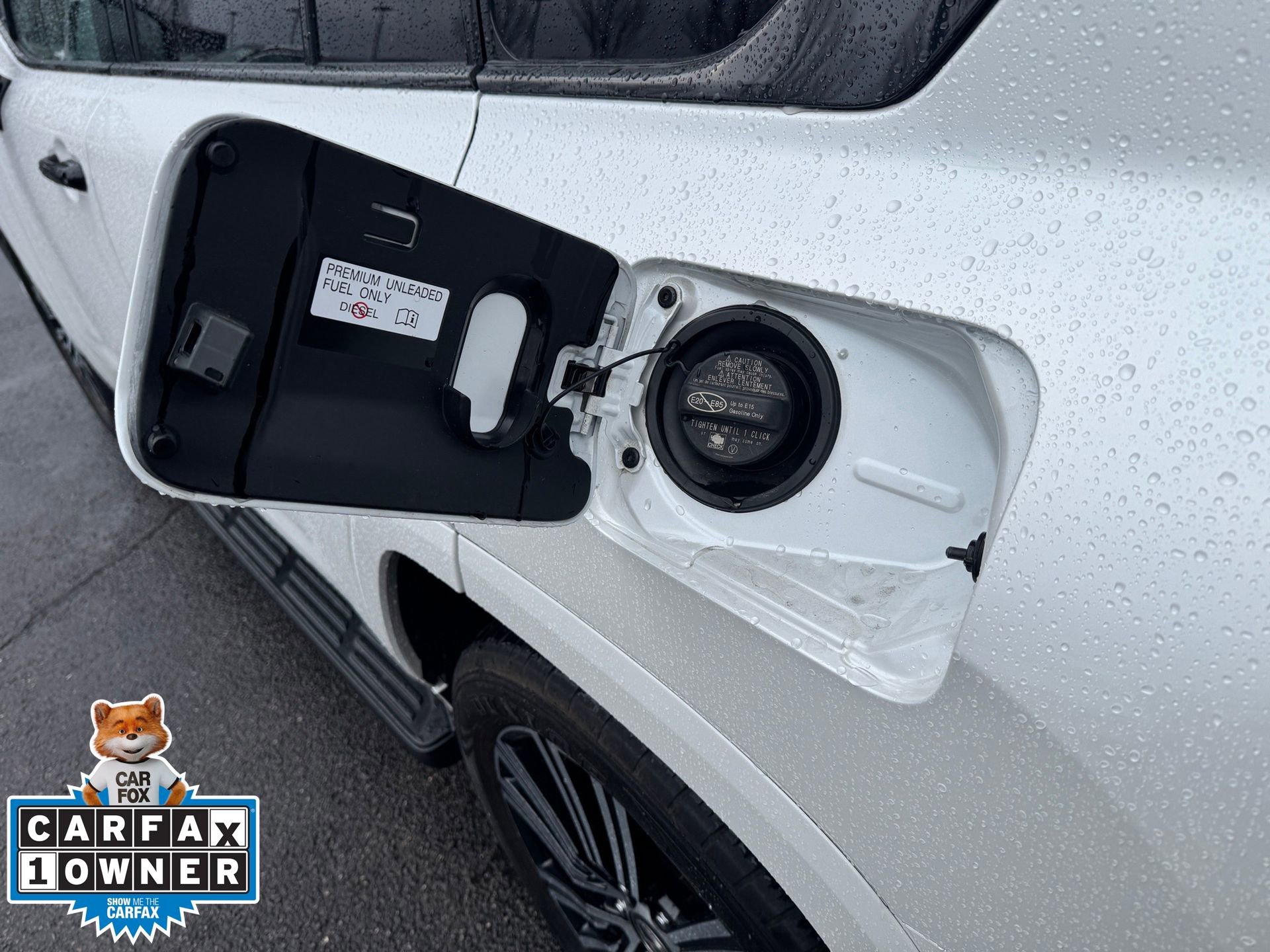 Used 2023 Lexus LX 600 4WD w/ Luxury Package image 28