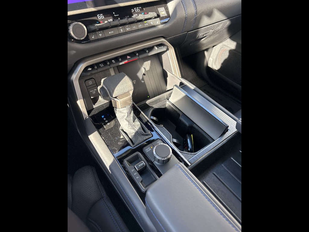 New 2026 Toyota Tundra Platinum AWD/4WD image 11