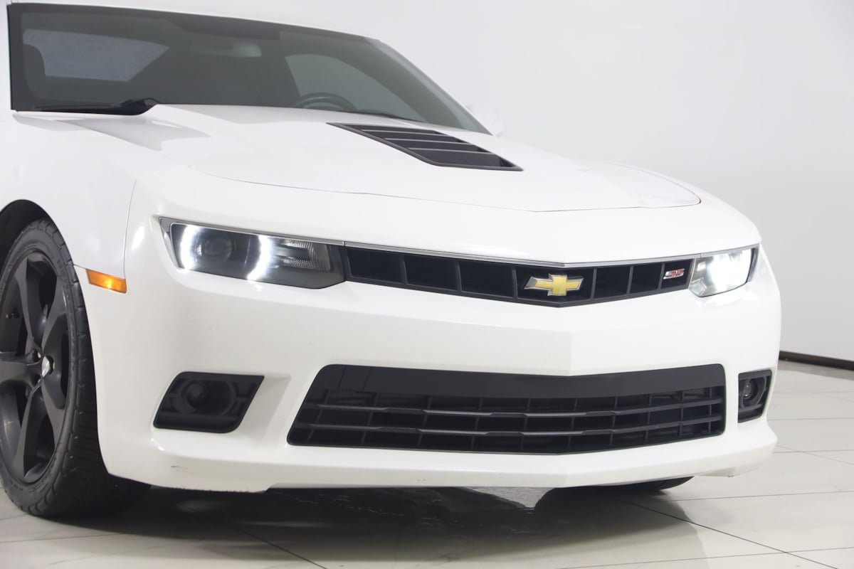 Used 2014 Chevrolet Camaro SS w/ RS Package RWD image 32