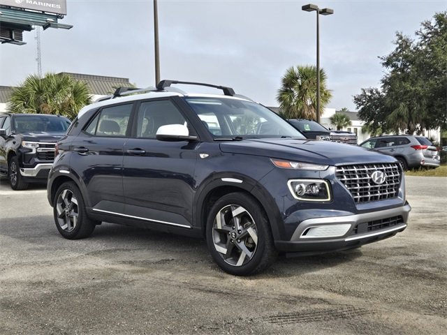Used 2021 Hyundai Venue image 6