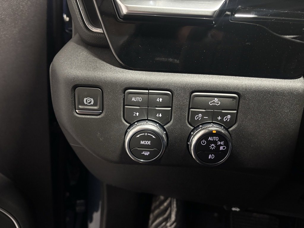 New 2026 GMC Sierra 1500 Elevation image 13
