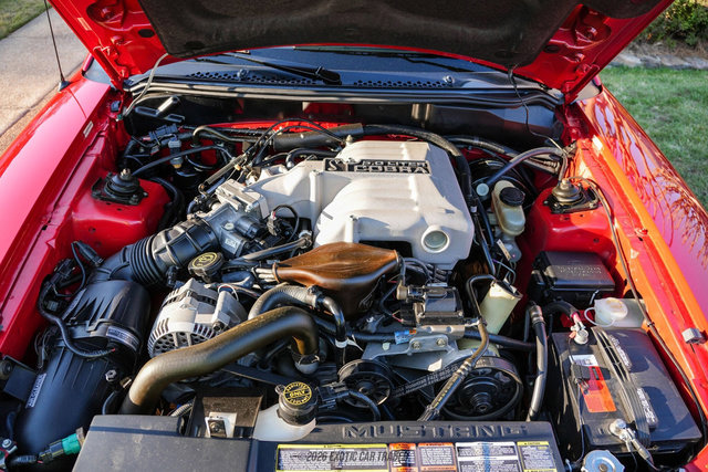 Used 1994 Ford Mustang GT RWD image 25