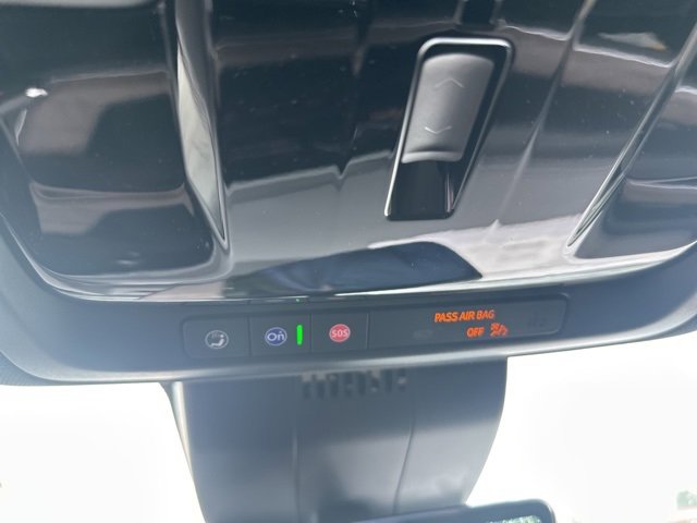 New 2026 Chevrolet Suburban High Country image 28
