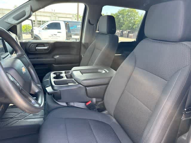 Used 2021 Chevrolet Silverado 2500 Custom w/ Custom Value Package AWD/4WD image 3