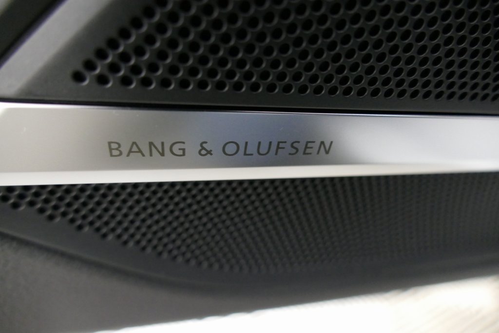 New 2025 Audi A8 L 3.0T image 12